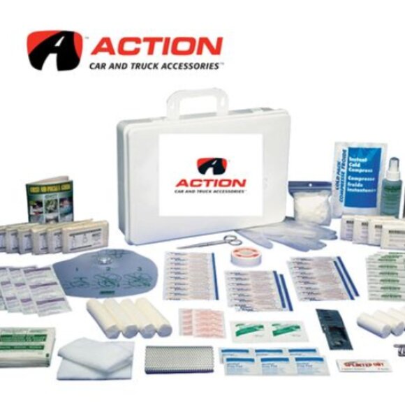 ACTION CAR & TRUCK FIRST AID KIT - Picture 1 of 2
